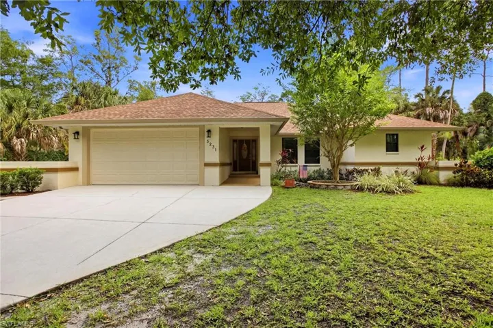 5231 Hickory Wood Dr, Naples, Florida 34119