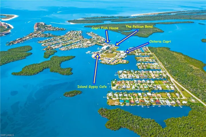 105  La Peninsula  BLVD, Naples, FL 34113