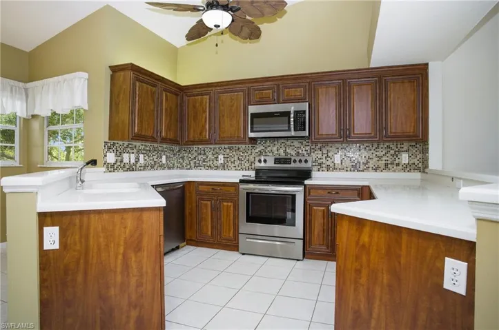 13093  Castle Harbour  DR, Naples, FL 34110