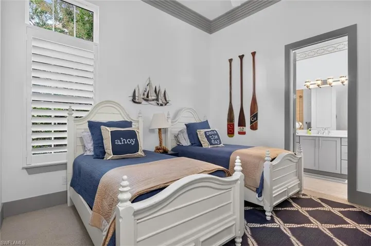 3245 Cullowee Ln, Naples, Florida 34114