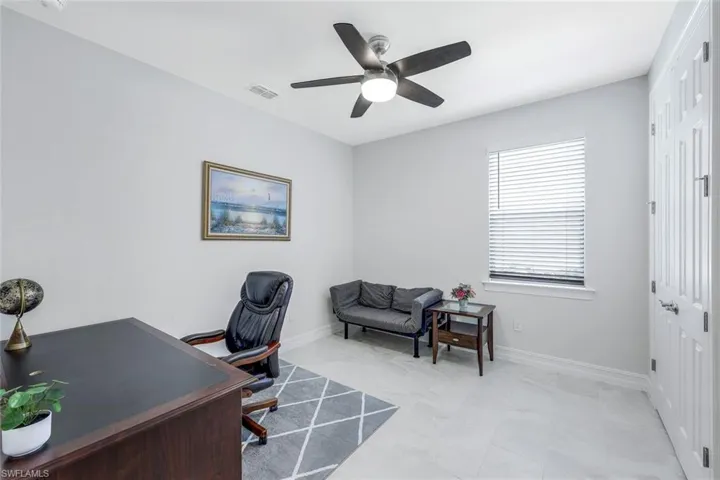 Office/ Den