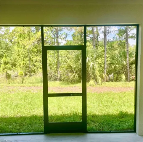 458 Windsor Ave S, Lehigh Acres, Florida 33974