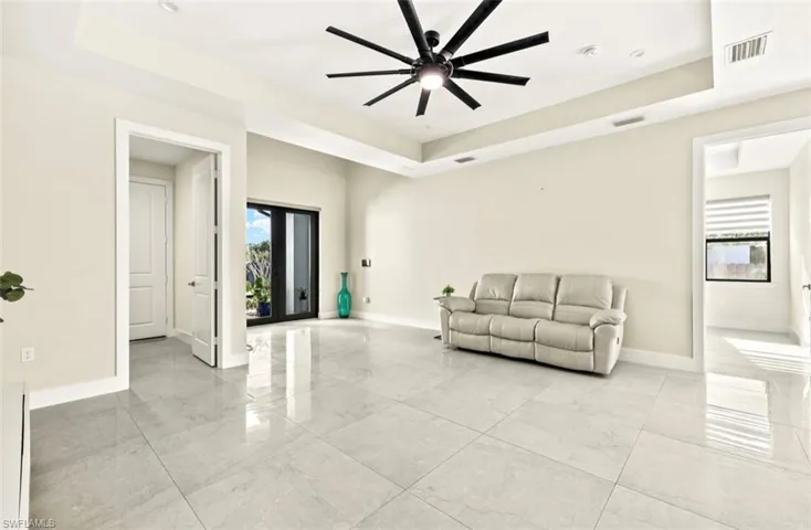 2552 70th Ave Ne, Naples, Florida 34120