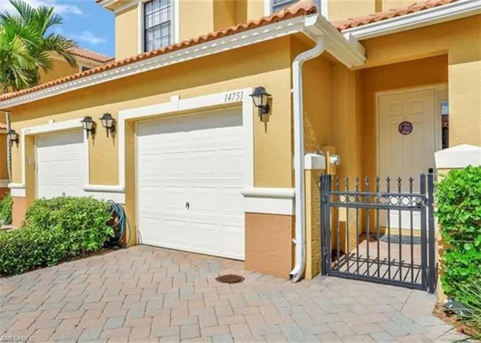 Garage featuring a gate