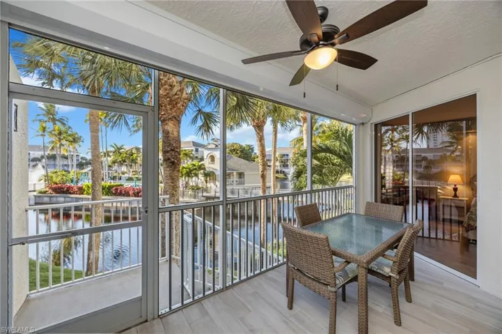 7686  Pebble Creek  CIR, Naples, FL 34108