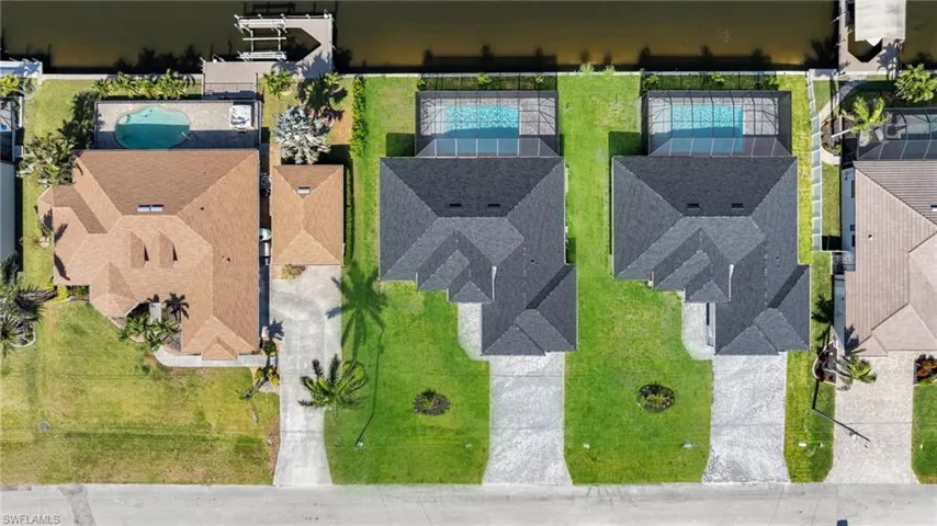 Drone / aerial view featuring a residential view