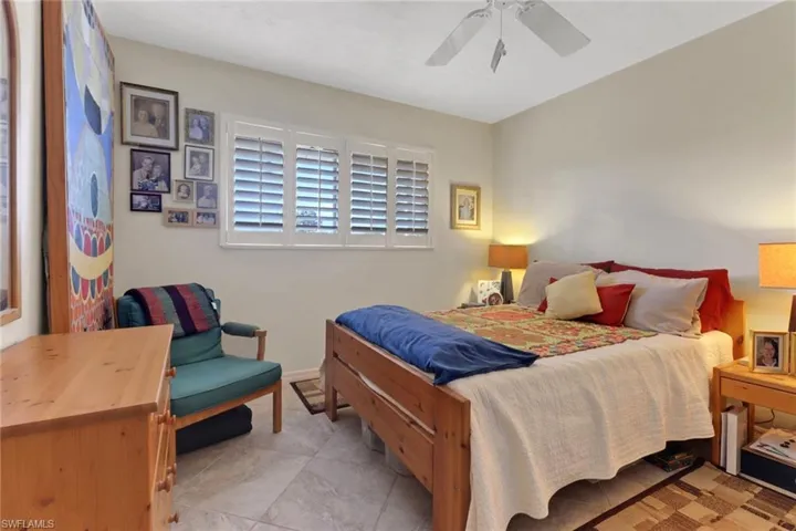 5111  Santa Rosa  CT, Cape Coral, FL 33904