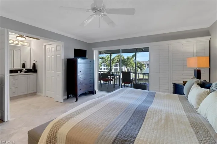 5111  Santa Rosa  CT, Cape Coral, FL 33904
