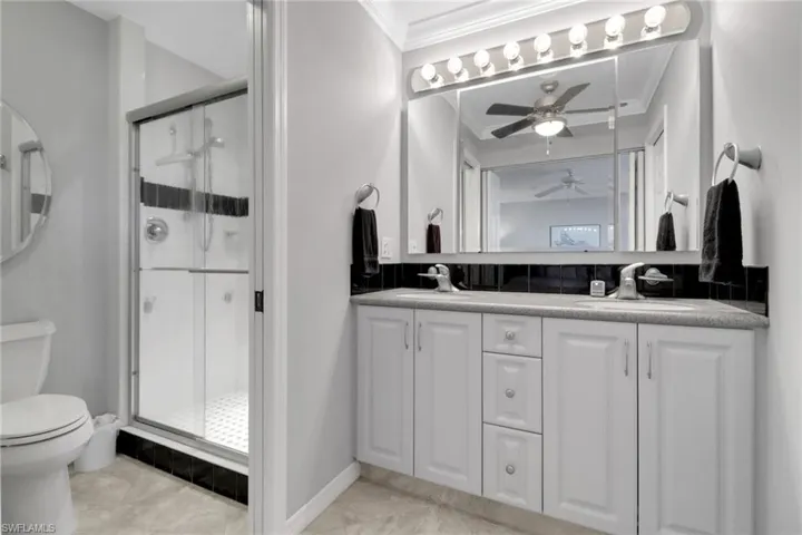 5111  Santa Rosa  CT, Cape Coral, FL 33904