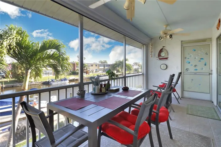 5111  Santa Rosa  CT, Cape Coral, FL 33904