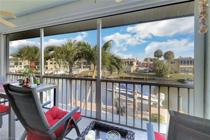 5111  Santa Rosa  CT, Cape Coral, FL 33904