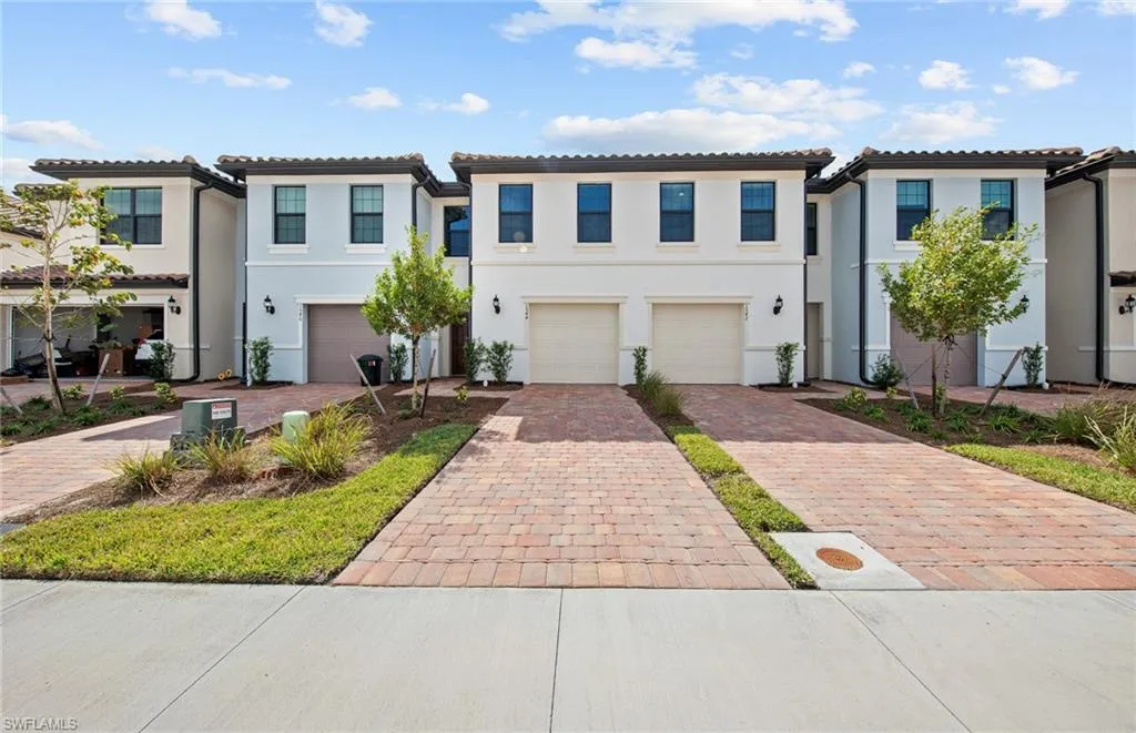 1645 Lake Jessup CIR, Cape Coral, FL 33909,225063589