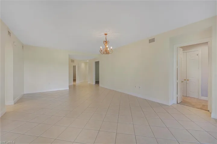 9142 Cherry Oaks Ln 102, Naples, Florida 34114
