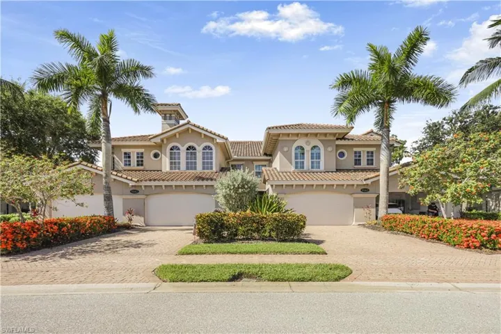 9142 Cherry Oaks Ln 102, Naples, Florida 34114