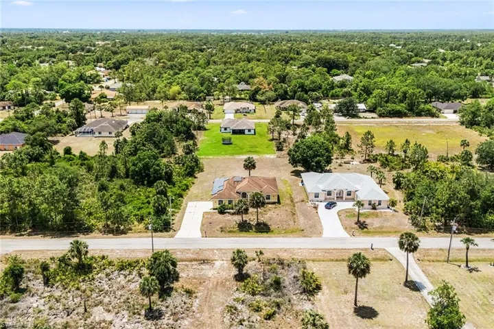 Bird's eye view of a heavily wooded area