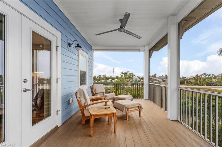 Front screened porch