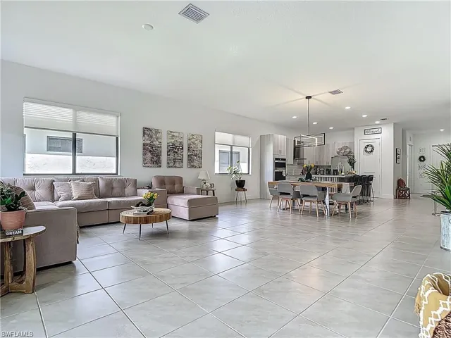 5285  Marano  DR, Ave Maria, FL 34142
