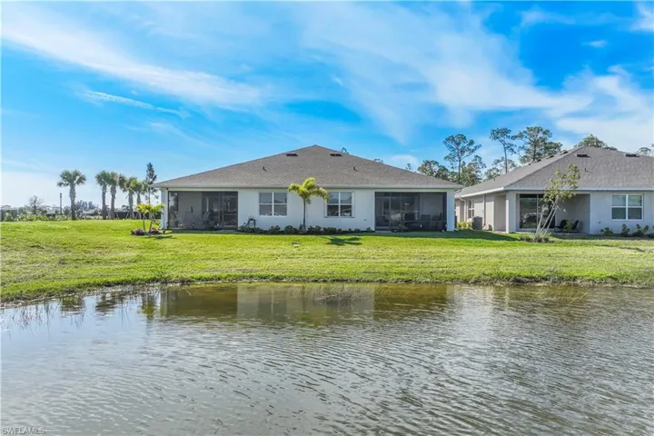 20454  Plumwood  LOOP, North Fort Myers, FL 33917