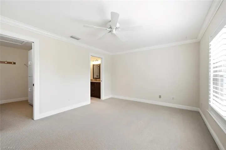 9856 Luna Cir 204, Naples, Florida 34109