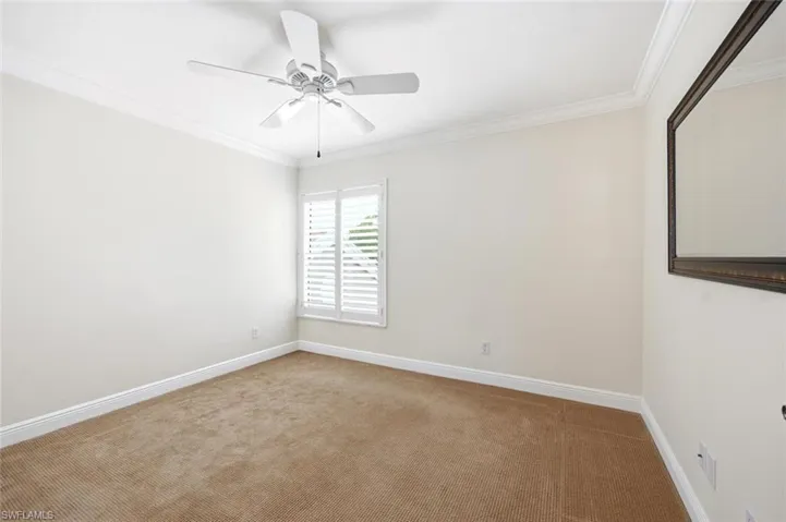 9856 Luna Cir 204, Naples, Florida 34109