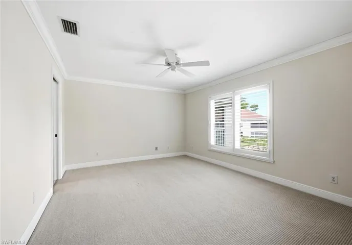 9856 Luna Cir 204, Naples, Florida 34109