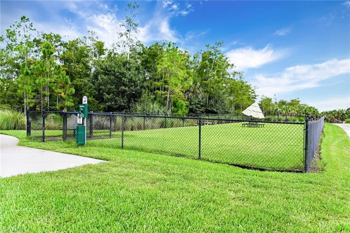 7675  Winding Cypress  DR, Naples, FL 34114