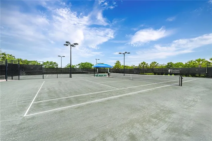 7675  Winding Cypress  DR, Naples, FL 34114