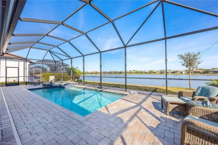 7675  Winding Cypress  DR, Naples, FL 34114