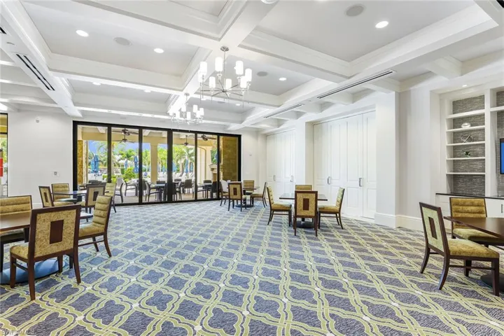 7675  Winding Cypress  DR, Naples, FL 34114