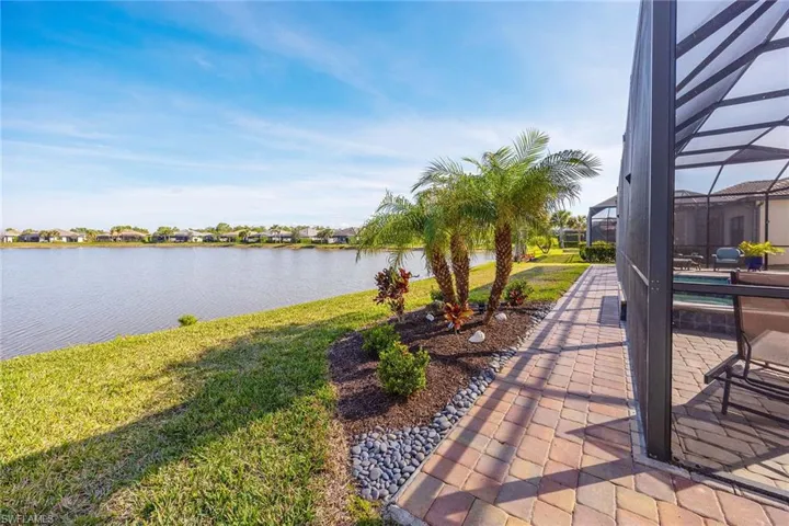 7675  Winding Cypress  DR, Naples, FL 34114