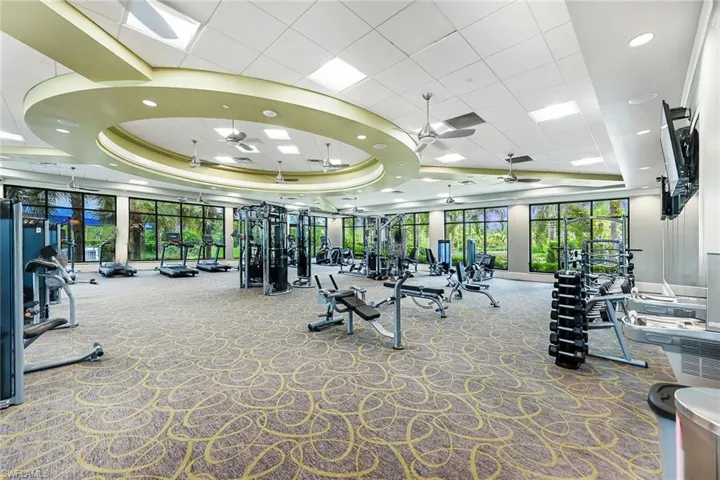 7675  Winding Cypress  DR, Naples, FL 34114
