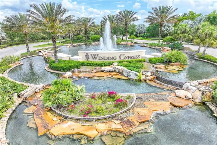 7675  Winding Cypress  DR, Naples, FL 34114
