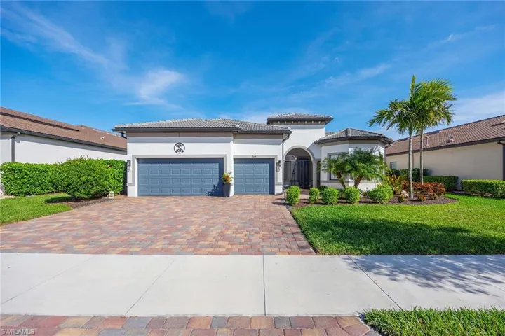 7675  Winding Cypress  DR, Naples, FL 34114