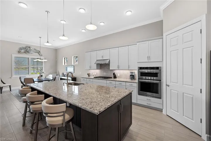 7675  Winding Cypress  DR, Naples, FL 34114