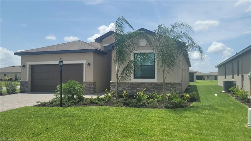 3389 Menores Way, Fort Myers, Florida 33905