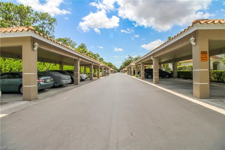 8217  Parkstone  PL, Naples, FL 34120