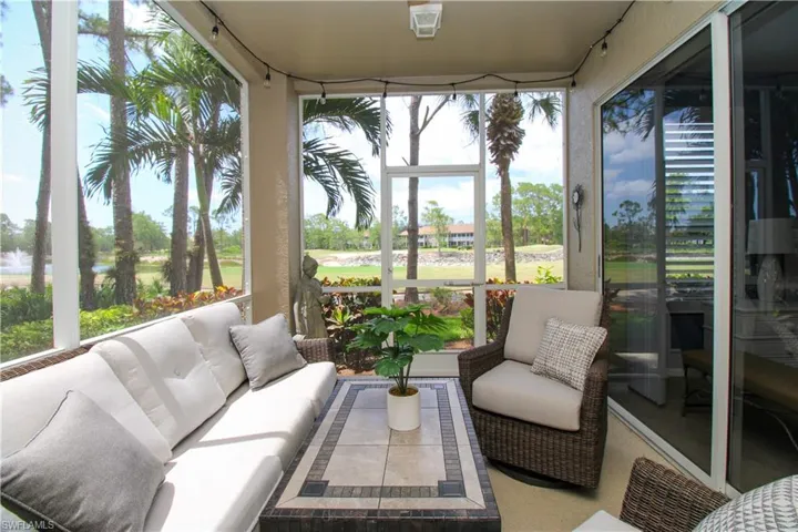 8217  Parkstone  PL, Naples, FL 34120