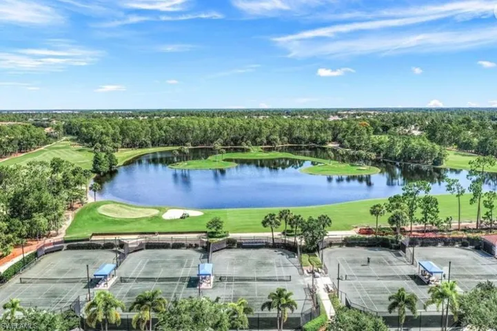 8217  Parkstone  PL, Naples, FL 34120