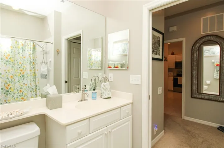 8217  Parkstone  PL, Naples, FL 34120