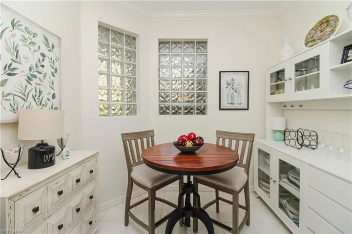 8217  Parkstone  PL, Naples, FL 34120