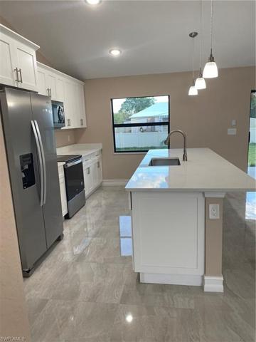 5105 5th ST W, LEHIGH ACRES FL 33971