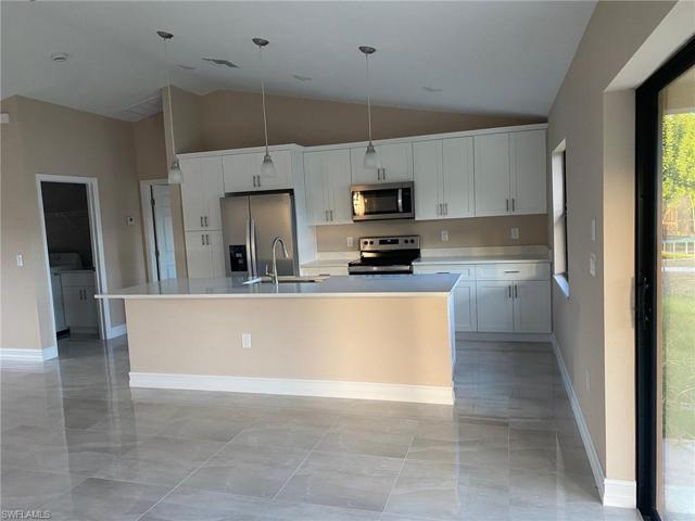 5105 5th ST W, LEHIGH ACRES FL 33971