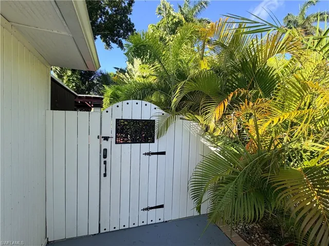 2702 Mcgregor Blvd, Fort Myers, Florida 33901
