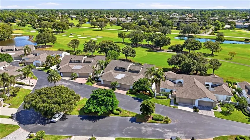 13242 Wedgefield Dr 24-9, Naples, Florida 34110