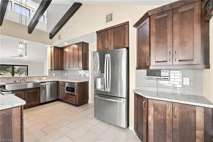 13242 Wedgefield Dr 24-9, Naples, Florida 34110