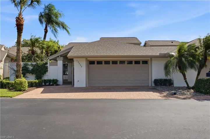 13242 Wedgefield Dr 24-9, Naples, Florida 34110