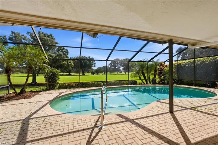 13242 Wedgefield Dr 24-9, Naples, Florida 34110