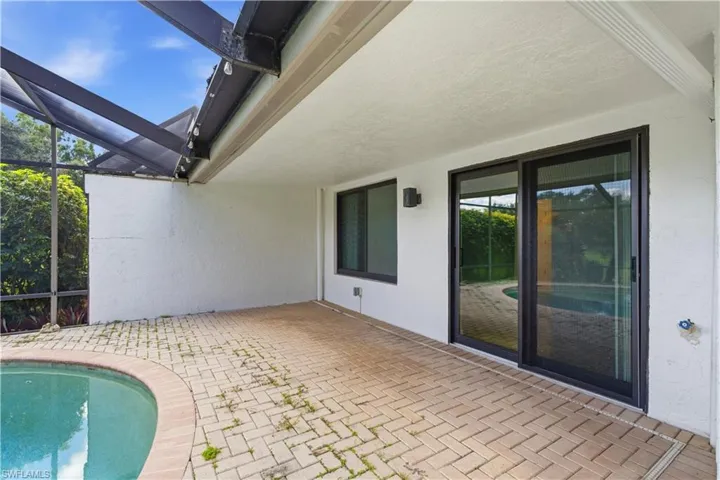 13242 Wedgefield Dr 24-9, Naples, Florida 34110