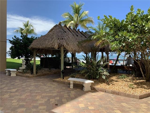 Tiki hut  party and grill area on Beach front