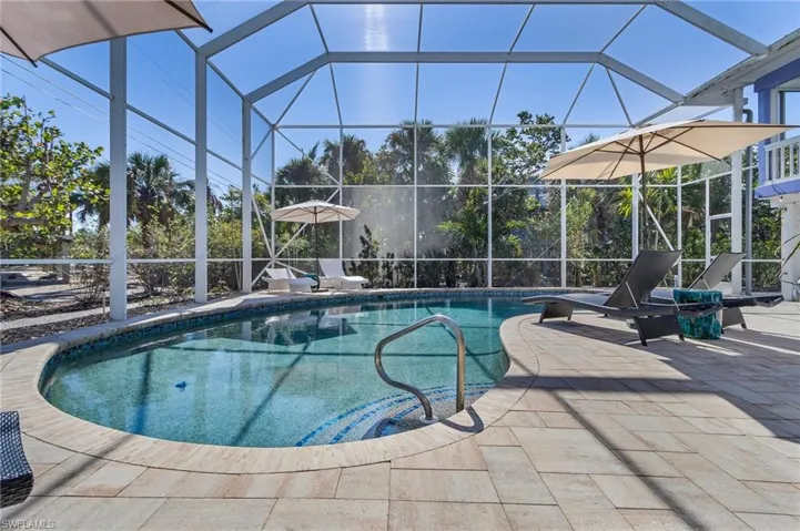 Screened Pool